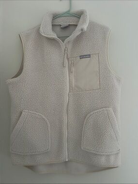 Columbia Ivory Sherpa Fleece Vest